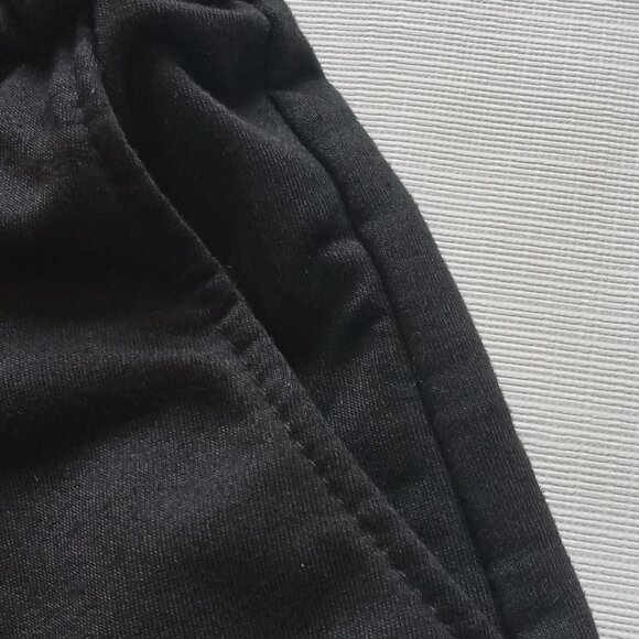 Set of 2 Black and Gray Casual Loungewear Shorts Bundle Women's Size X-Large - Picture 12 of 12